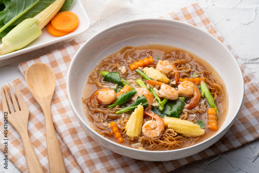 Rice Vermicelli Noodles with Shrimp in Gravy Sauce (rad na goong).Thai food Rice Vermicelli Noodles with Shrimp in Gravy Sauce (rad na goong).Thai food