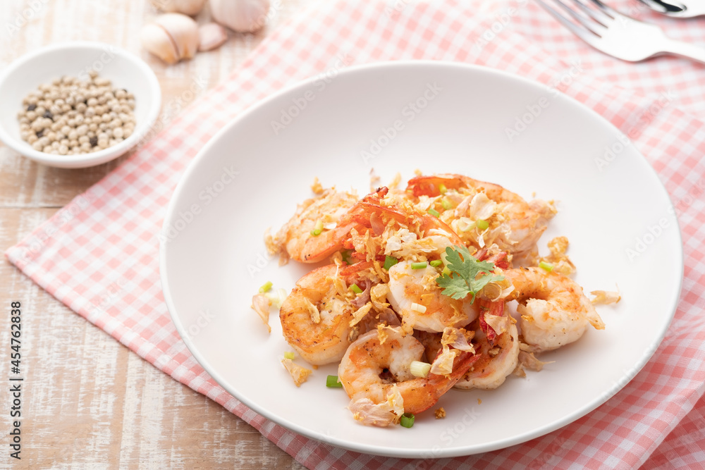 Stir Fried Shrimp with Garlic ,Thai Style Food(Goong Pad Kratiem Prik Thai) Stir Fried Shrimp with Garlic ,Thai Style Food(Goong Pad Kratiem Prik Thai)