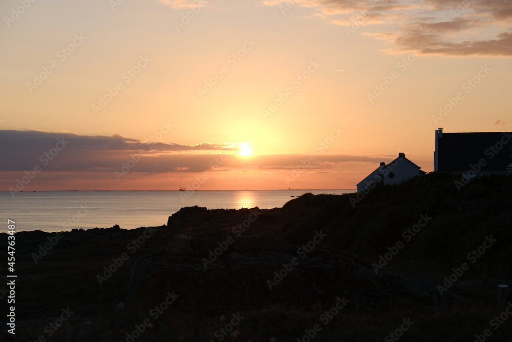 A sunset at Batz-sur-mer in the west of France. Summer 2021.