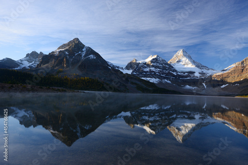 mount assiniboine