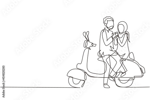 Continuous one line drawing Arabian riders couple trip travel relax. Romantic honeymoon moments sitting and talking on motorcycle. Man with woman riding scooter. Single line draw design vector graphic