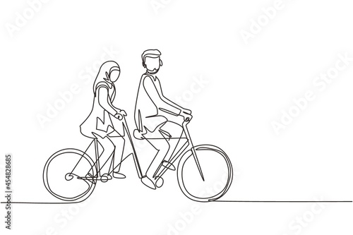 Continuous one line drawing romantic Arabic couple. Couple is riding tandem bicycle together. Happy family. Intimacy celebrates wedding anniversary. Single line draw design vector graphic illustration