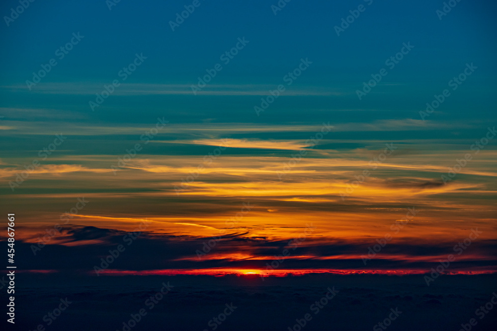 Fototapeta premium sunset over the sea