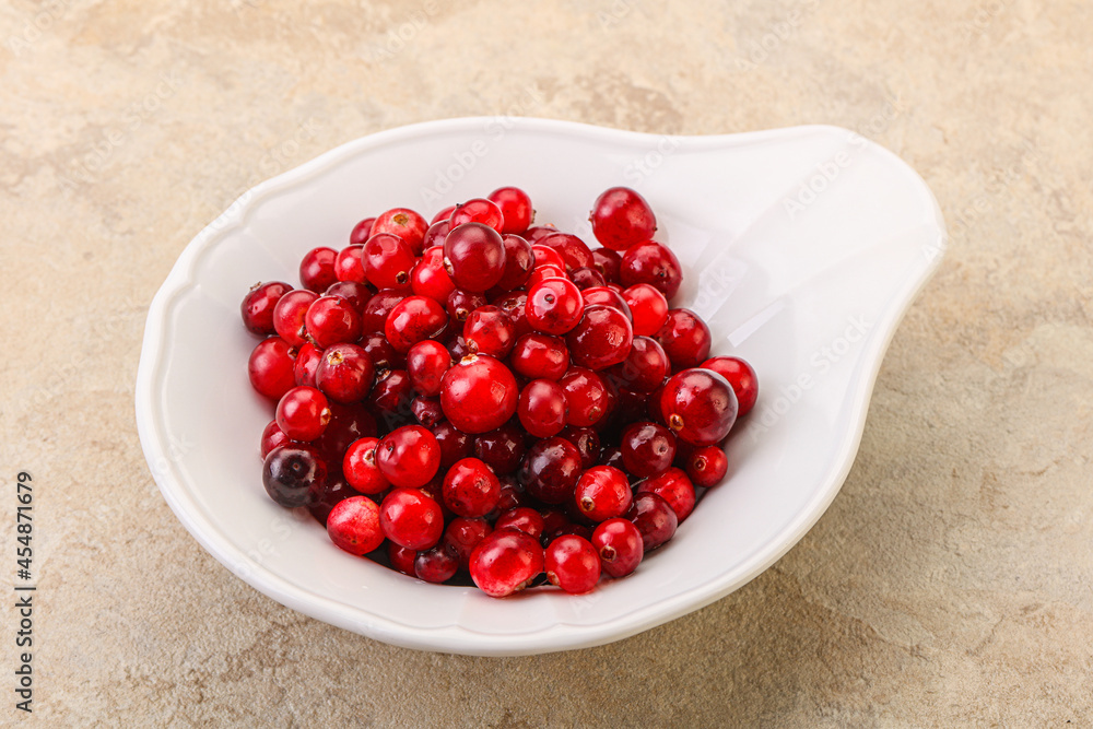 Sweet and tasty cranberry in the bowl