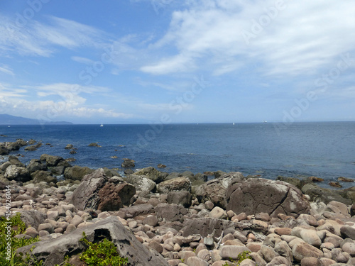 初島島内周遊道から見る夏の太平洋（静岡県熱海市）