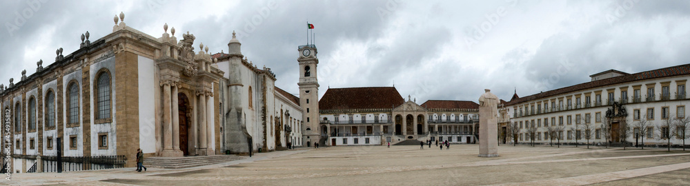 Cour de l'université de Coimbra, Portugal