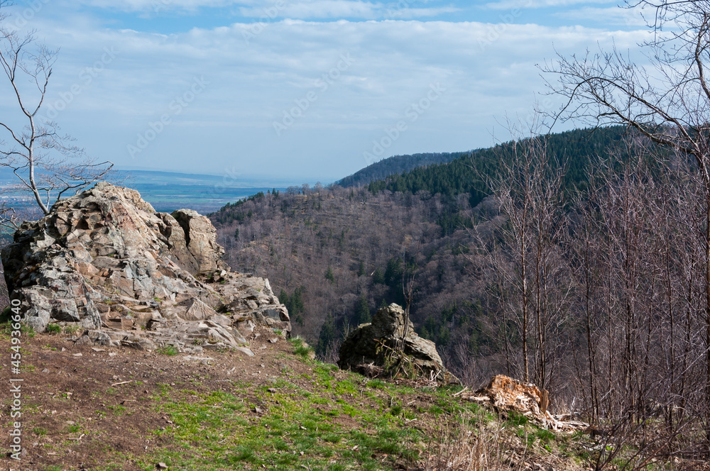 Blick über die Hügel und Täler im Harz. Schöne Herbststimmung Blick über die Hügel und Täler im Harz. Schöne Herbststimmung