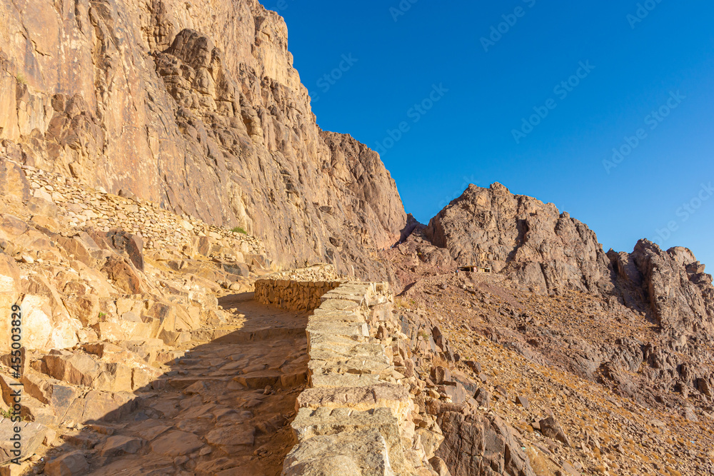 Fototapeta premium Egypt, trail to Mount Moses on a bright sunny day, mountain view