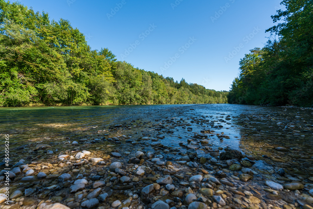 Obraz premium Fluss Alm in Oberösterreich