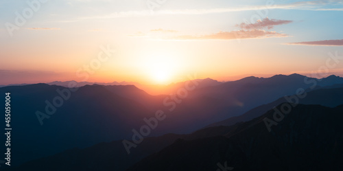 Coucher de soleil sur les Alpes