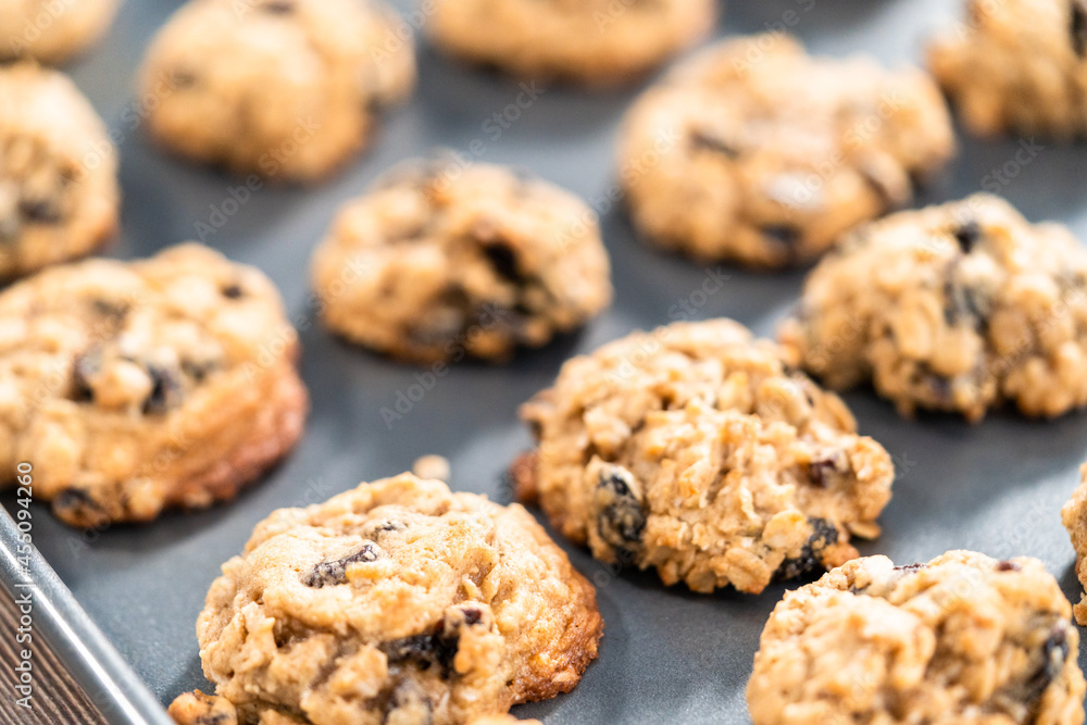 Chewy oatmeal raisin cookies Chewy oatmeal raisin cookies