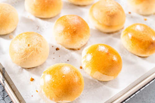 Dinner rolls