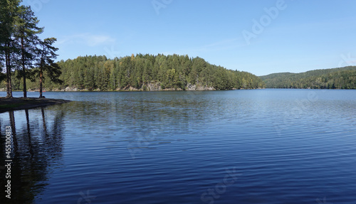 Fototapeta Naklejka Na Ścianę i Meble -  Norwegian lake