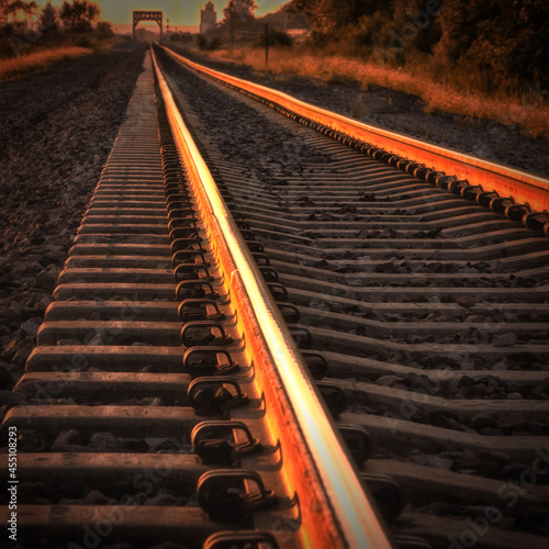 railroad tracks 