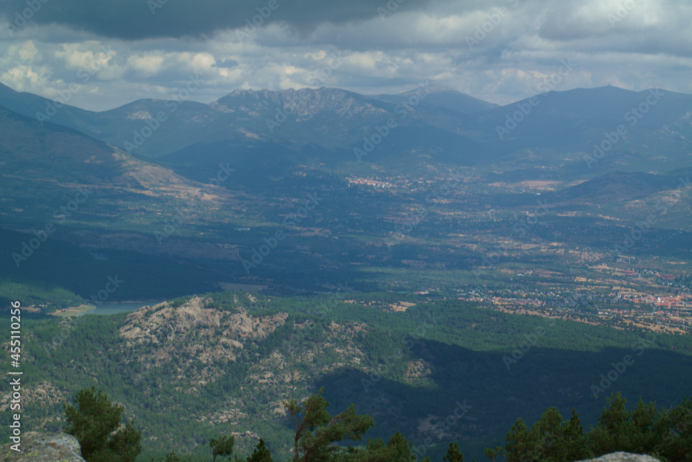 krajobraz góry widok drzewa natura hiszpania - obrazy, fototapety, plakaty 