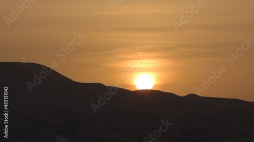 Wallpaper Mural sunrise in desert Torontodigital.ca