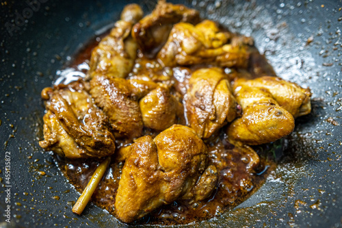 Cooking Chicken in Large Skillet