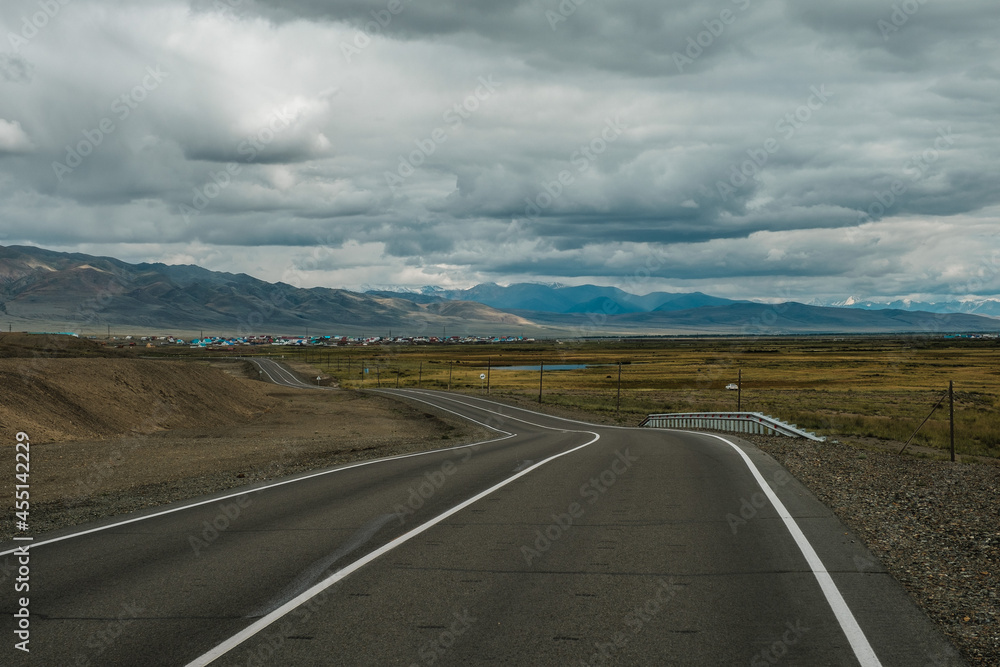 Fototapeta premium The vicinity of the district center of Kosh-Agach in the south of the Chuysky tract in Altai