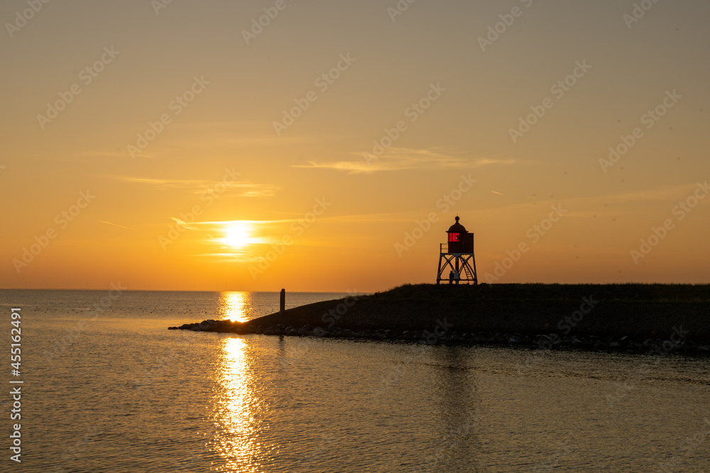 Ijsselmeer bij zonsondergang Ijsselmeer bij zonsondergang