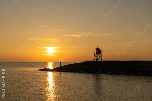 Ijsselmeer bij zonsondergang