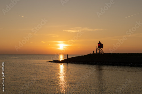 Ijsselmeer bij zonsondergang