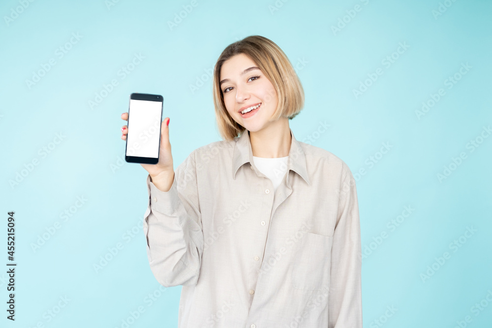 important information presenting woman mobile important information presenting woman mobile
