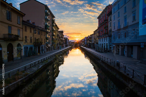 Il Naviglio grande a Milano, Italia photo