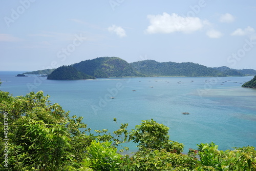 Beach called Mandeh, one of Indonesian's archipelagoes.  © River Izki