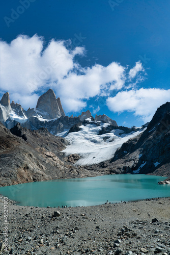  Laguna de Los Tres in Patagonia - El Chalten, Argentina.
