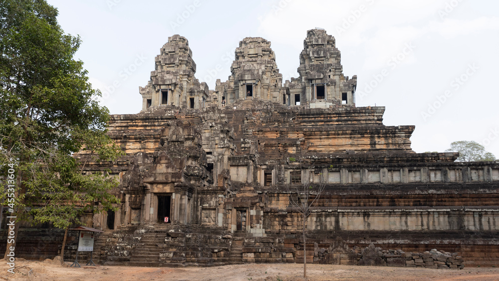 bayon temple country