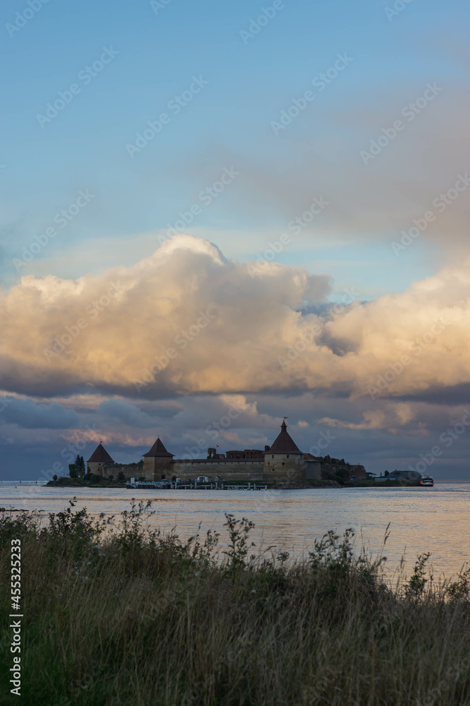 Thunderclouds over the Oreshek fortress 
