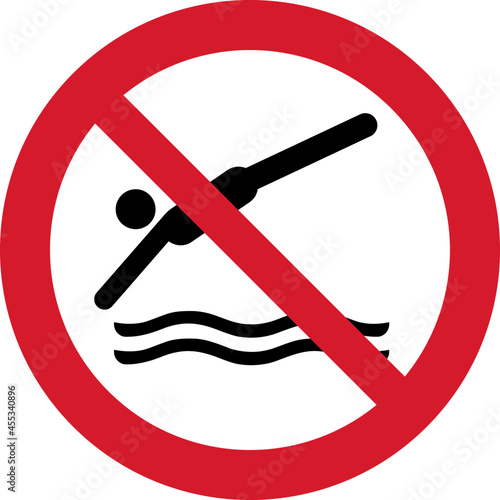 ISO 7010 P052 No diving