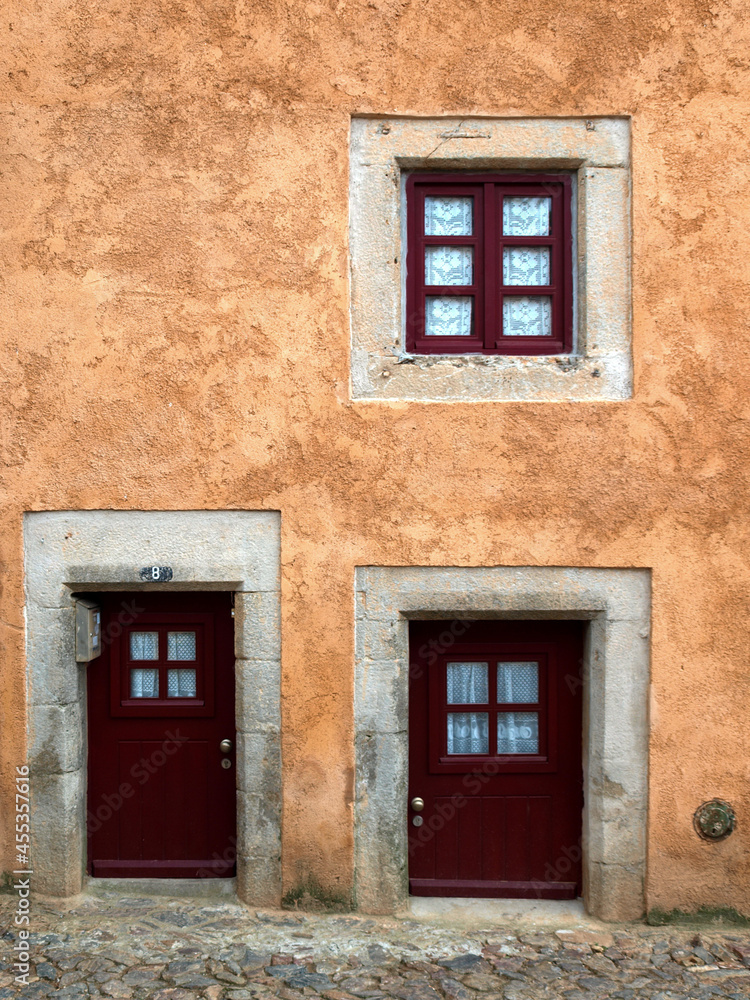 Castelo Rodrigo stone house