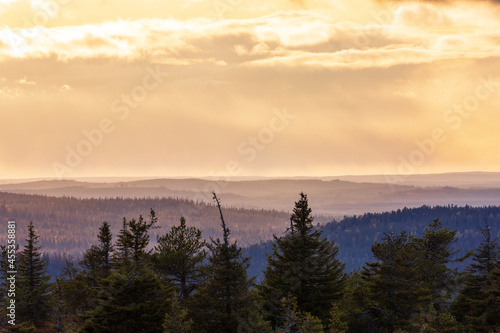 Fototapeta Naklejka Na Ścianę i Meble -  View to hills in autumn Lapland