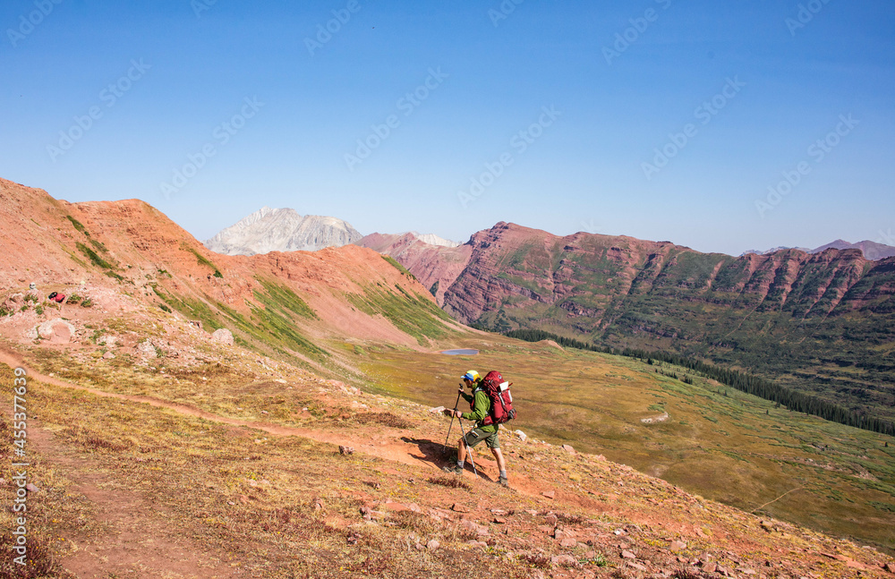 Ascending Frigid Air Pass on the Maroon Bells Loop, Aspen, Colorado, USA