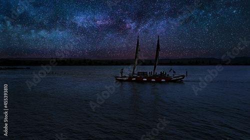 Canvastavla Ancient Maori Boat is Sailing Under the Starry Sky