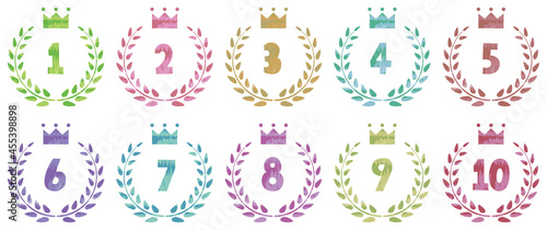 王冠付きの月桂樹と数字01