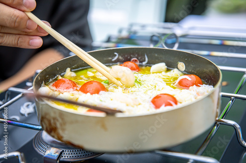 キャンプ飯　アウトドア　おそとごはん　おうちじかん　休日　カフェごはん　アヒージョ　 photo