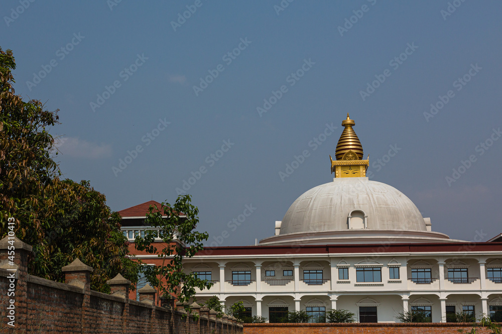 ネパール　仏陀の生誕地ルンビニのルンビニ・ガーデン内にあるネパール・マハヤナ修道院