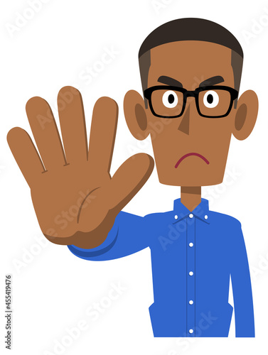 手で制止するカジュアルな服装のアフリカ系の男性

