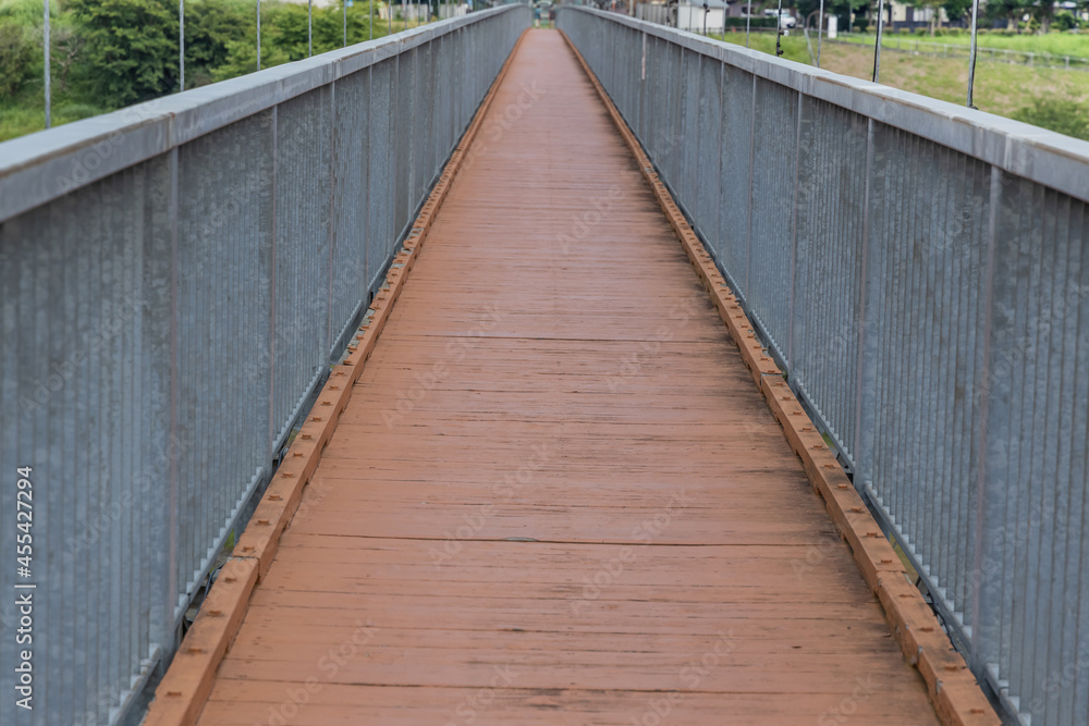 吊り橋の遠近感　Perspective of the suspension bridge 