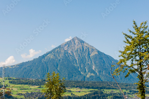 Spiez, Faulensee, Niesen, Thunersee, Merligen, Seeufer, Alpen, Schweizer Berge, Wassersport, Berner Oberland, Sommer, Schweiz