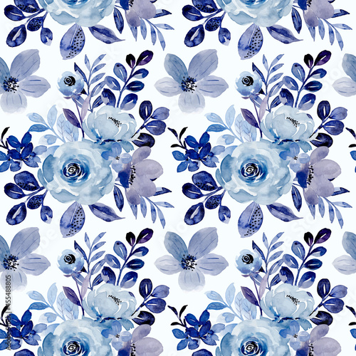 Seamless pattern of blue floral watercolor