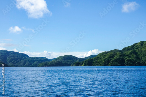 世界自然遺産 沖縄県・西表島 西部 舟浮 © GODA