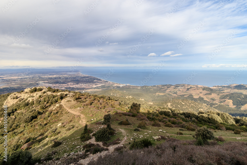 Vue depuis la Tour de la Massane à Argelès dans le sud de la France