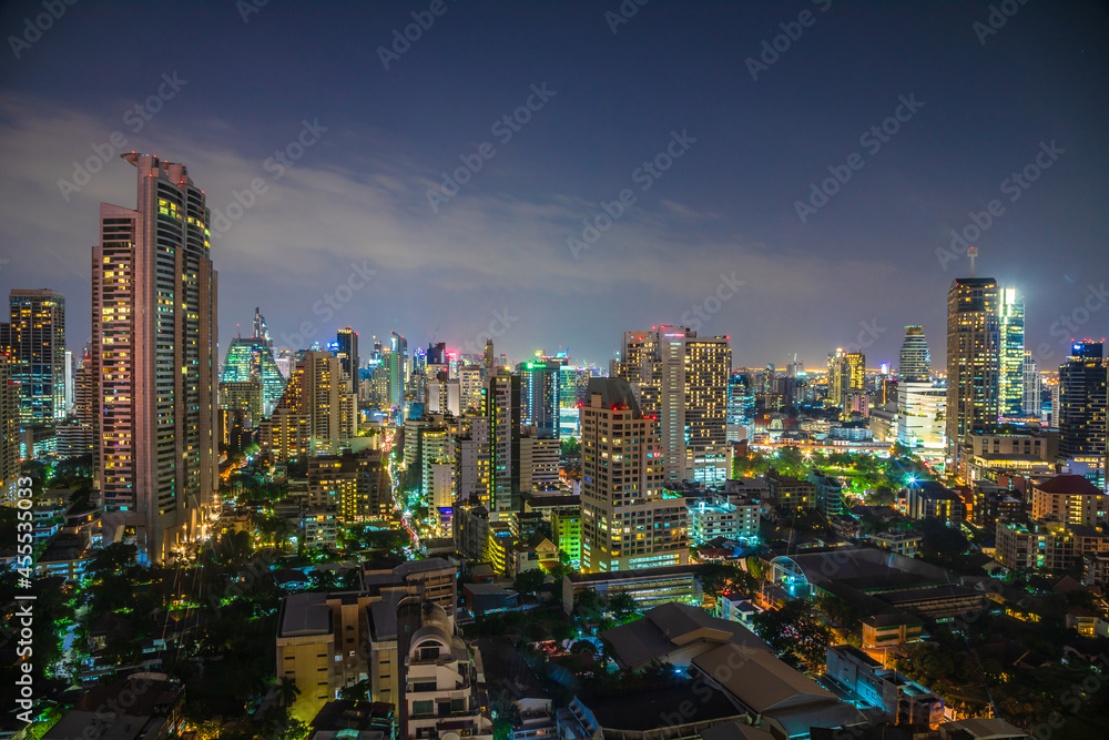 night shot of cityscape of bangkok