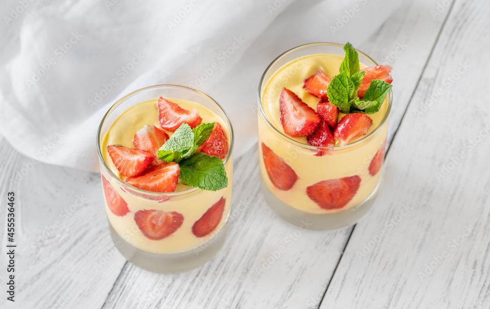 Mango custard with fresh strawberry