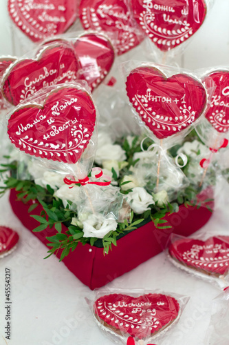 Heart shaped gingerbread as seating plan
