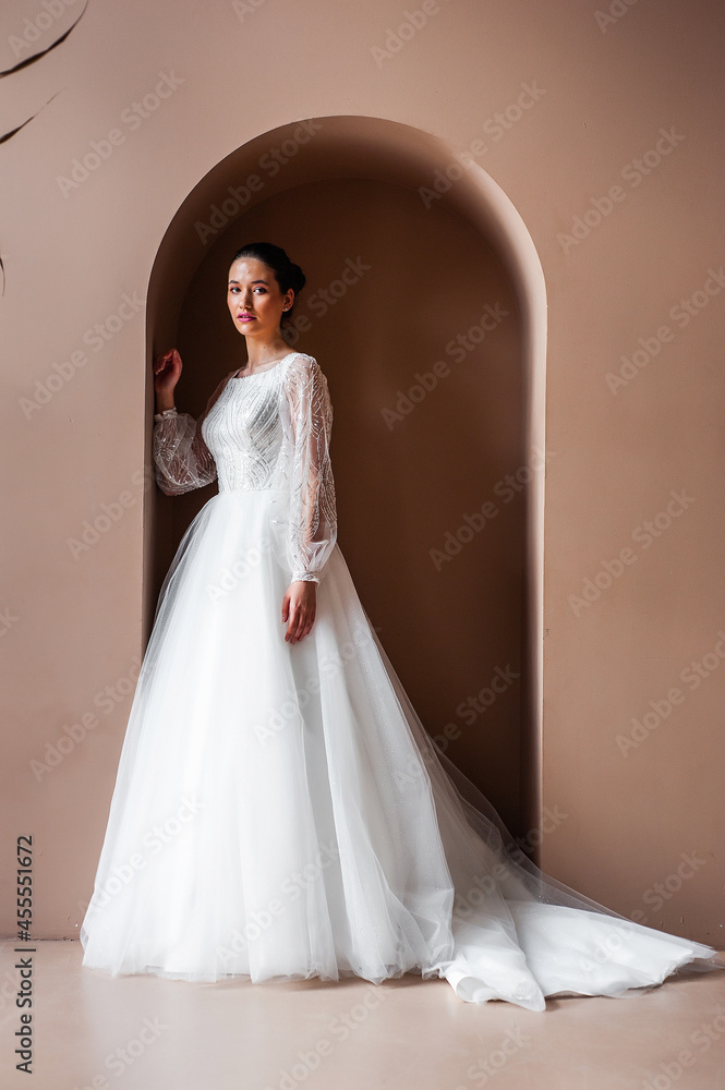 Fototapeta premium Beautiful bride. Wedding hairstyle and make up. Fashion wedding dress