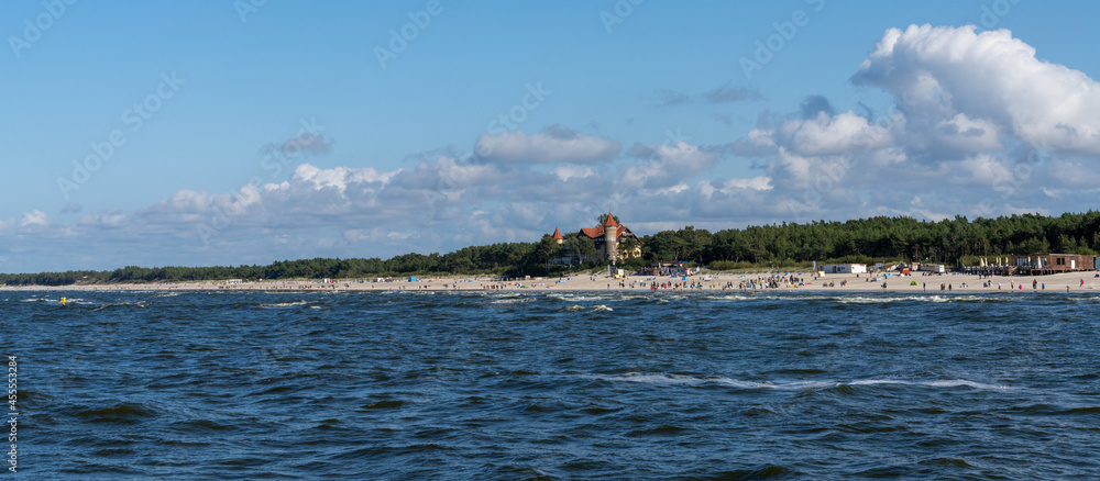 Φωτογραφία panorama view of the beaches at Leba in northern Poland on the Baltic Sea